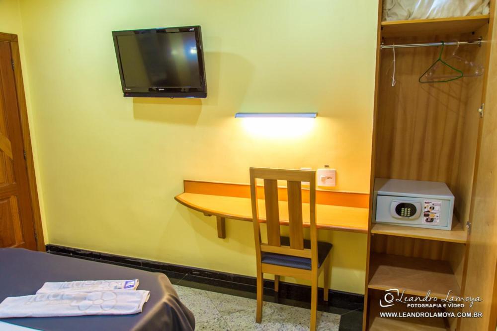 Capri Hotel Дуки ди Кашиас Екстериор снимка